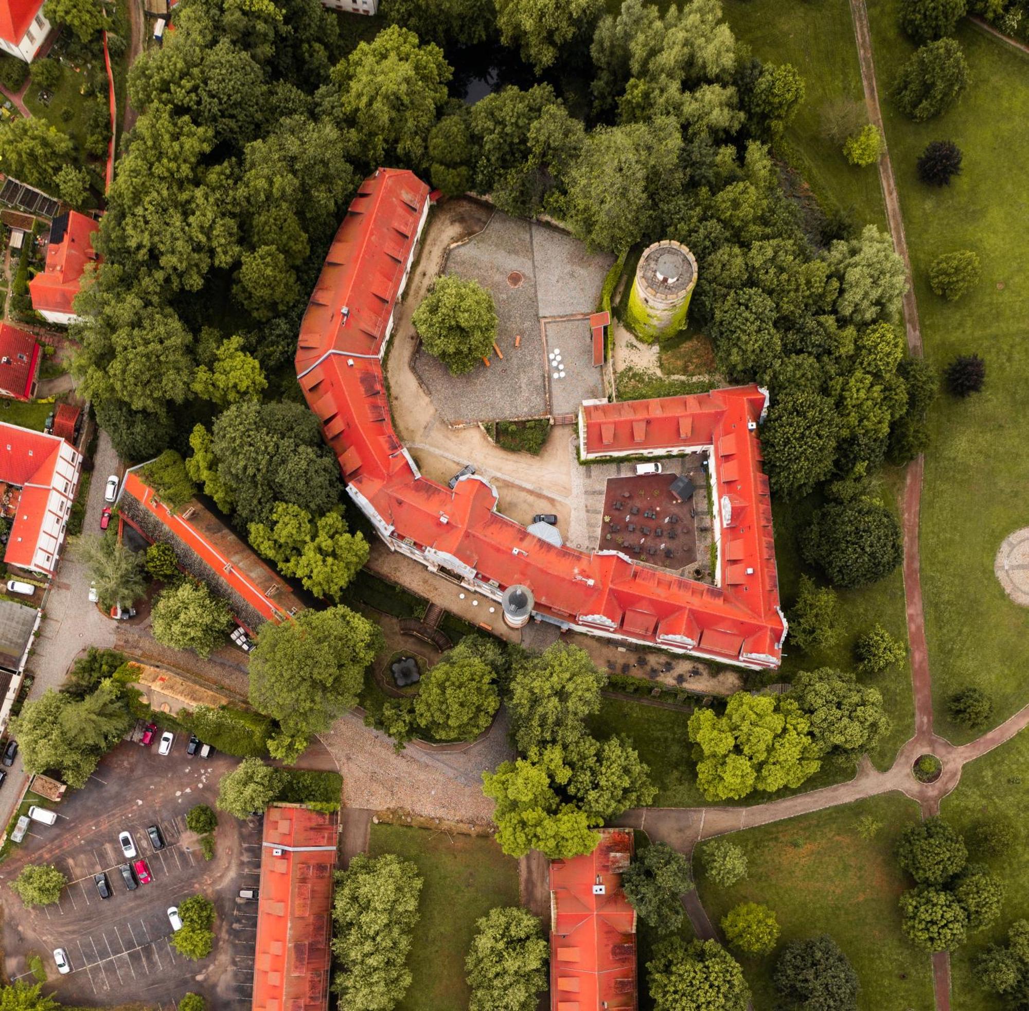 Hotel Schloss Schkopau Extérieur photo